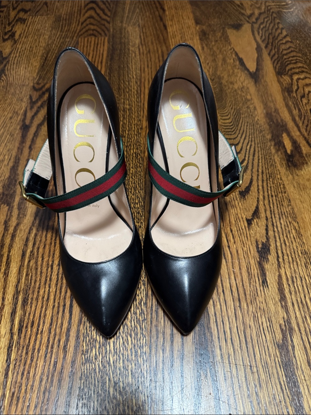 Gucci Black Leather Pointed Mary Janes with Green and Red Web Strap